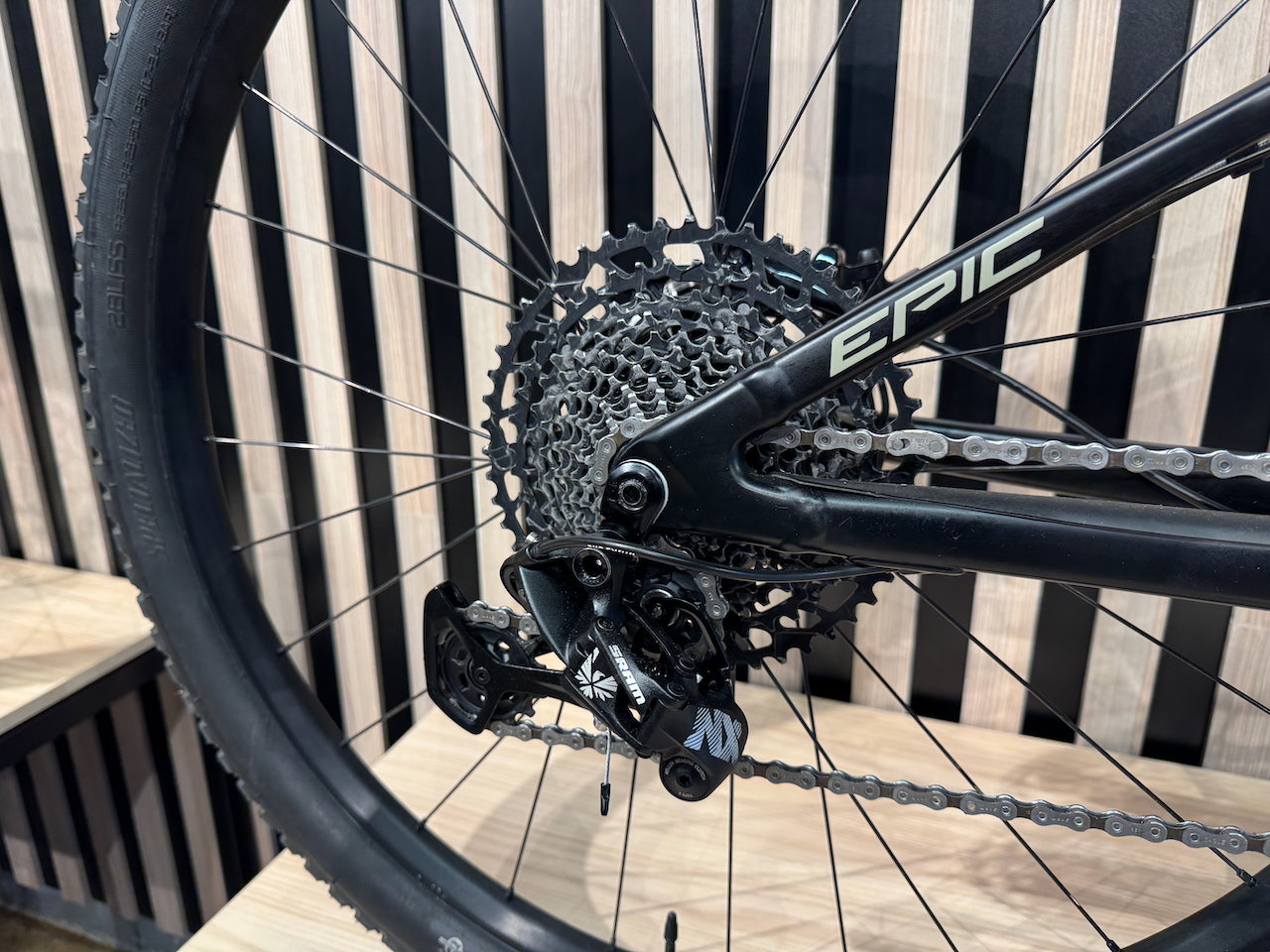 Epic Evo Alloy Comp Large Used