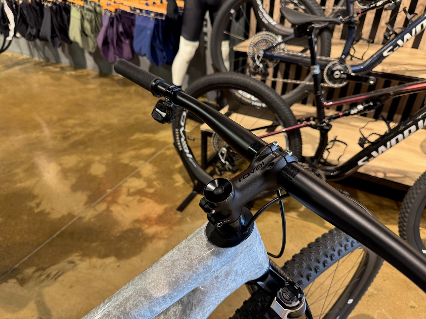 S-Works Epic 8 Build Flight Attendant Large