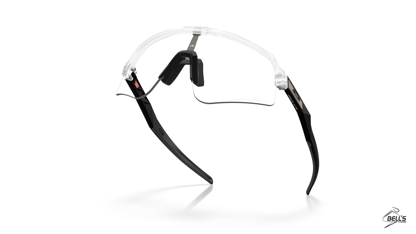 Sutro Lite Sweep Clear To Black Iridium Photochromic Lenses / Matte Clear Frame