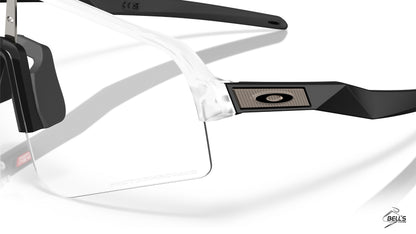 Sutro Lite Sweep Clear To Black Iridium Photochromic Lenses / Matte Clear Frame