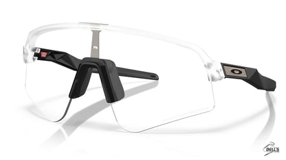 Sutro Lite Sweep Clear To Black Iridium Photochromic Lenses / Matte Clear Frame