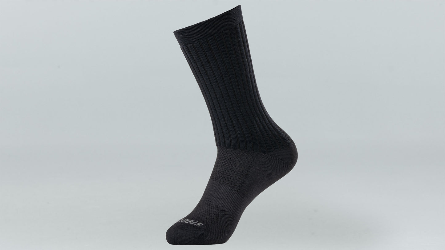 Hydrogen Aero Tall Road Socks