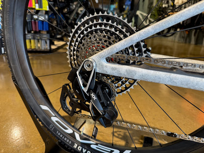 S-Works Epic 8 Build Flight Attendant