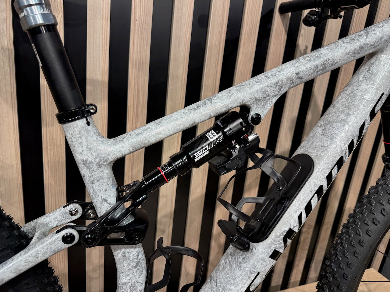 S-Works Epic 8 Build Flight Attendant