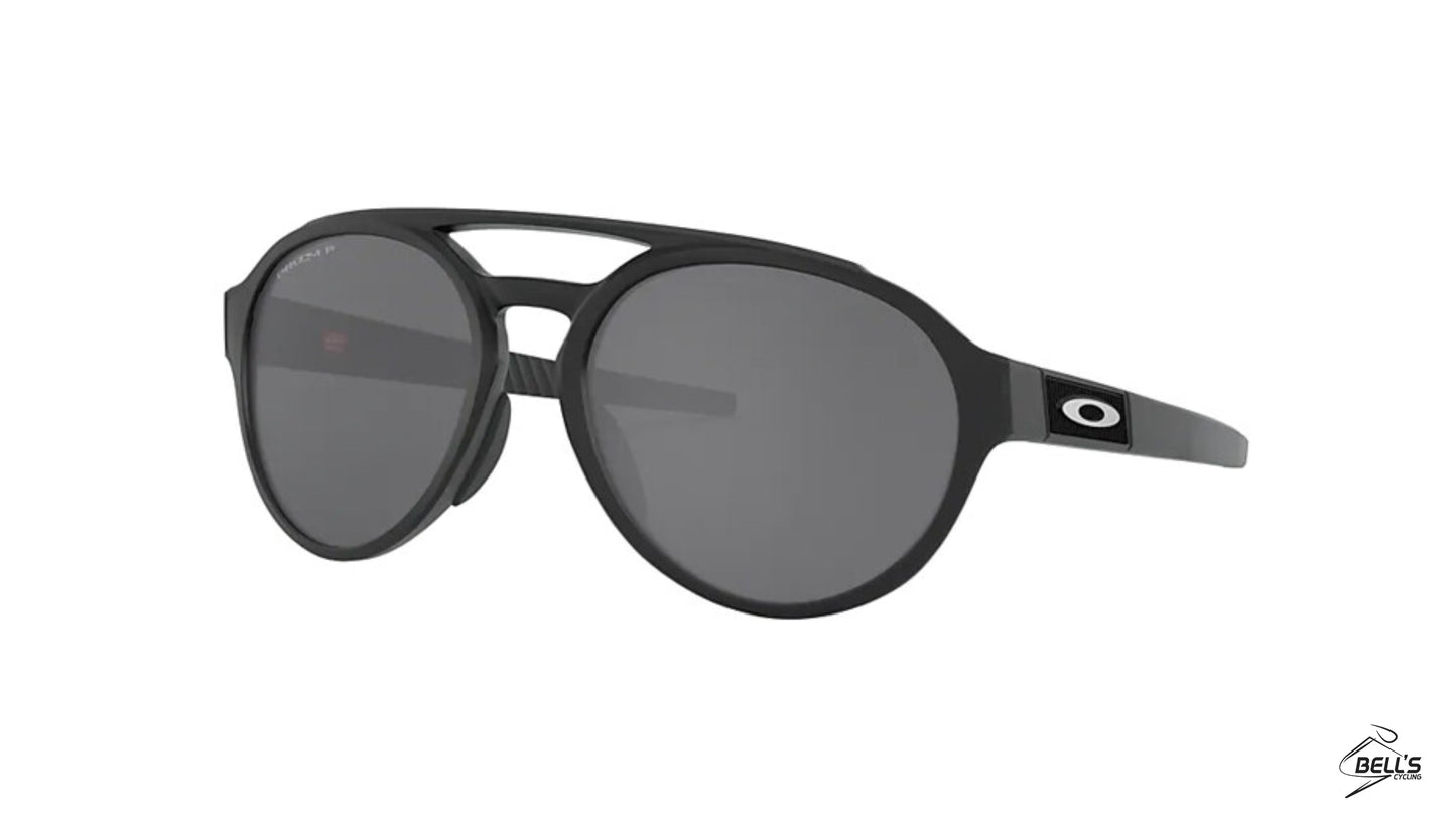 Forager Matte Black / Prizm Black Polarized Lens